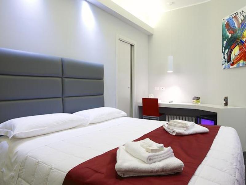 Nearhome Smart Suites Guest House Rome Exterior photo