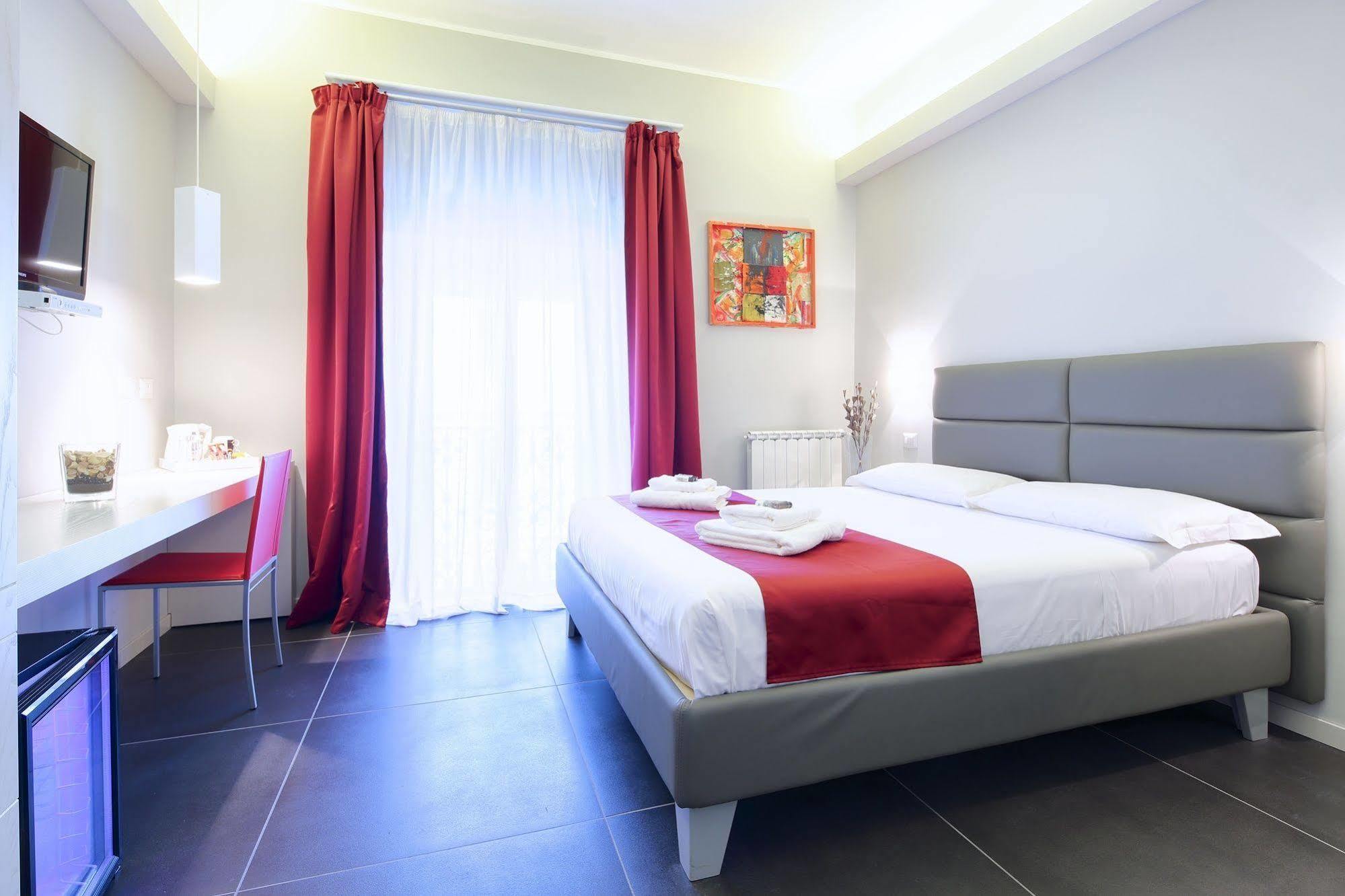 Nearhome Smart Suites Guest House Rome Exterior photo