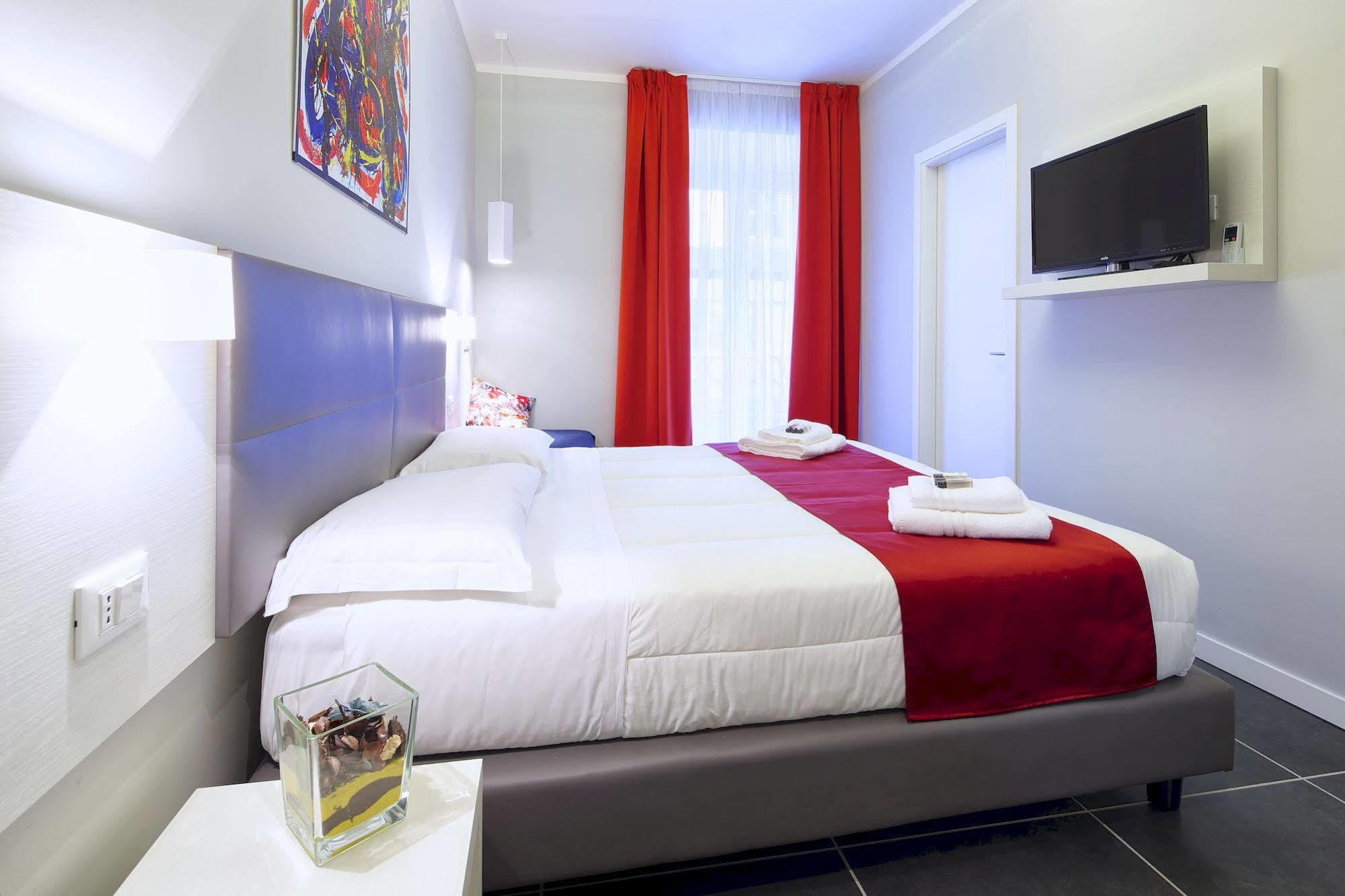 Nearhome Smart Suites Guest House Rome Exterior photo